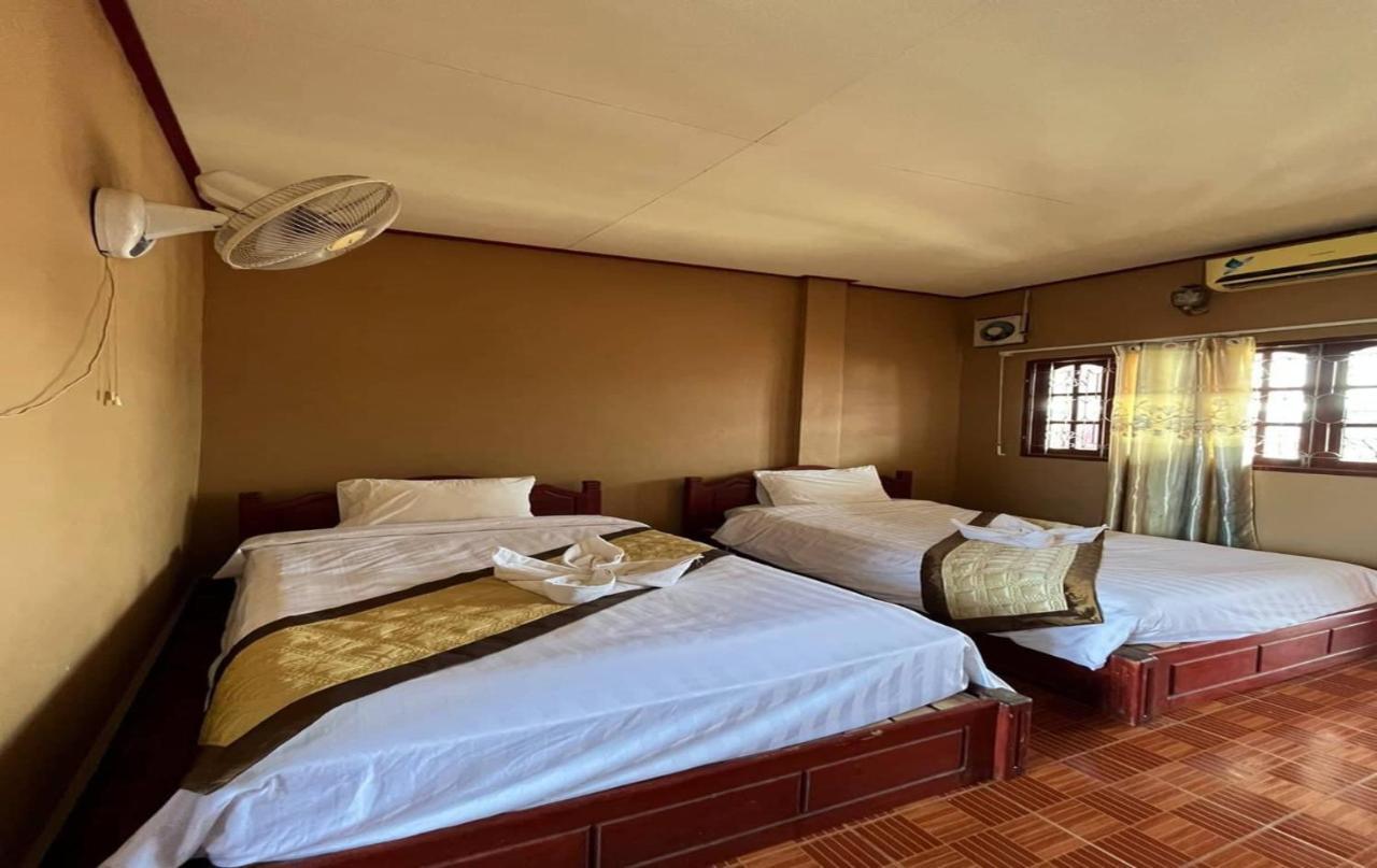 Vang Vieng Queen'S- Mountain View Hotel エクステリア 写真