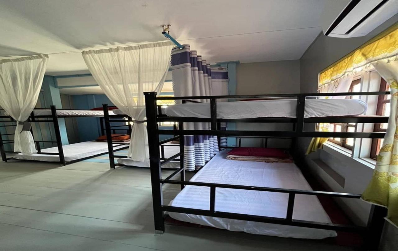 Vang Vieng Queen'S- Mountain View Hotel エクステリア 写真